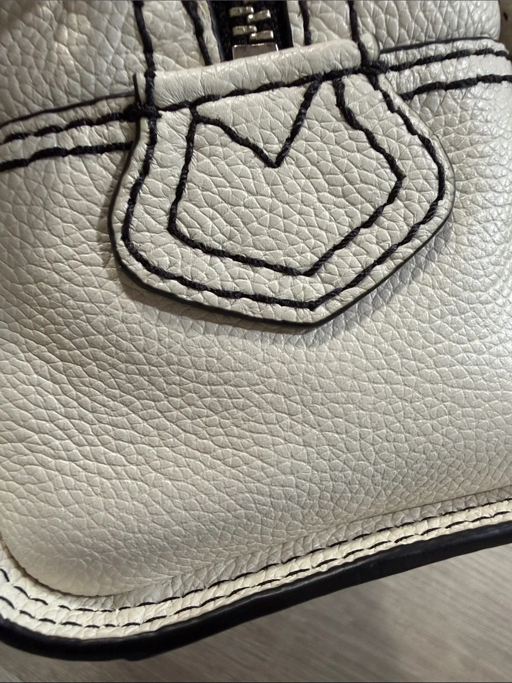 Marc Jacobs White Leather Satchel Handbag